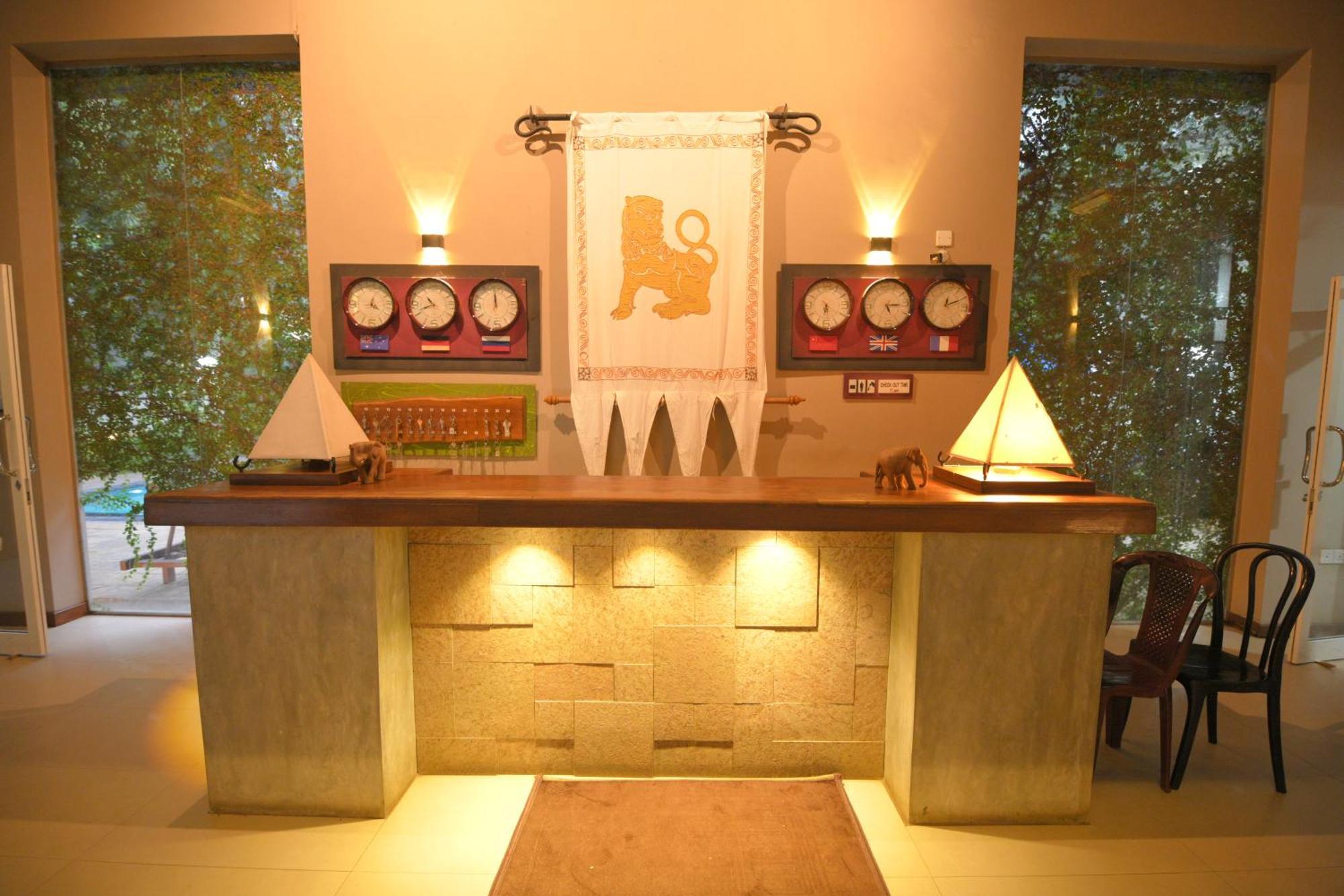 Ceylan Lodge Anuradhapura Exterior foto